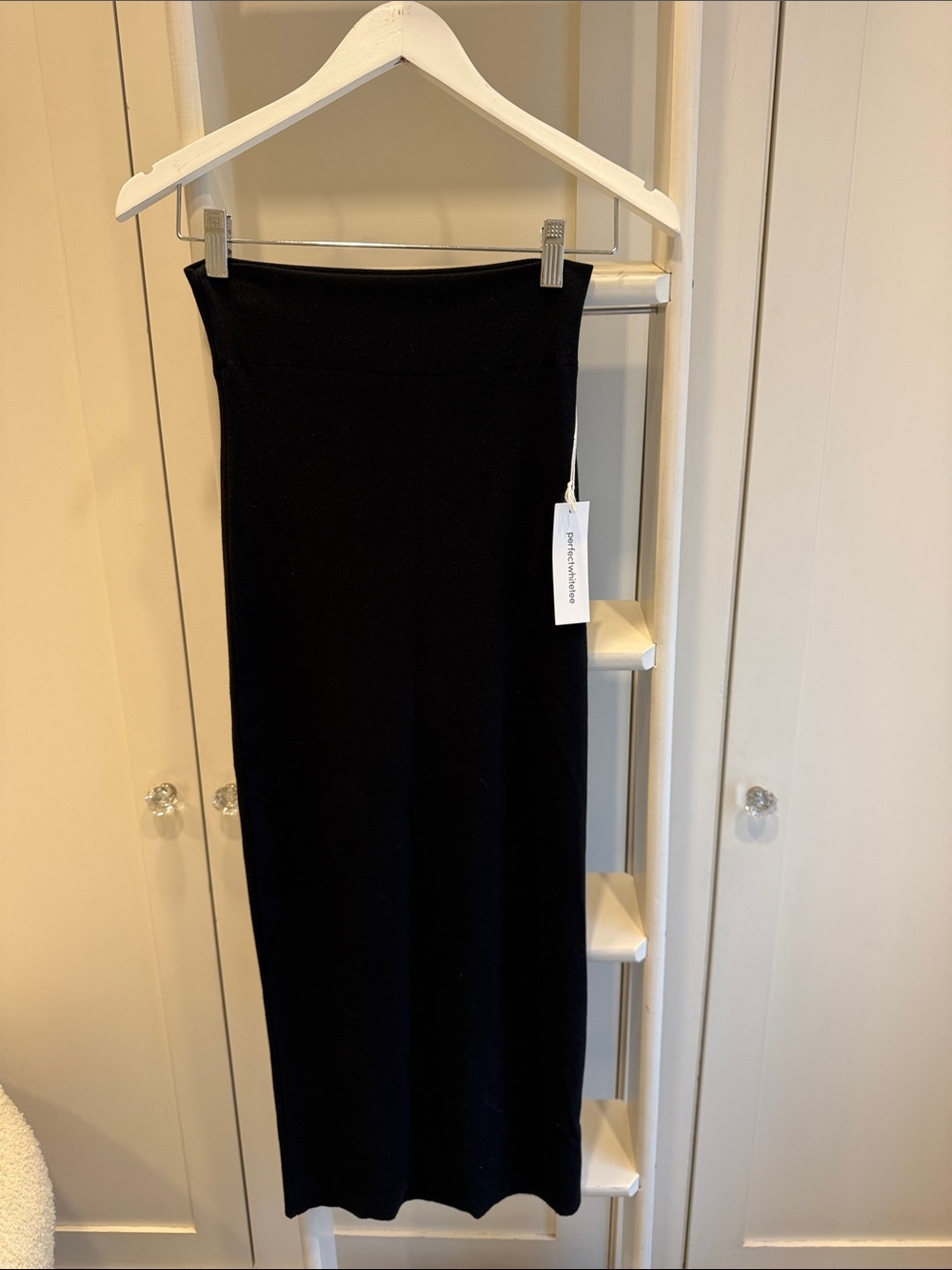BNWT Perfectwhitetee Cyndi Black Midi Skirt Size XS